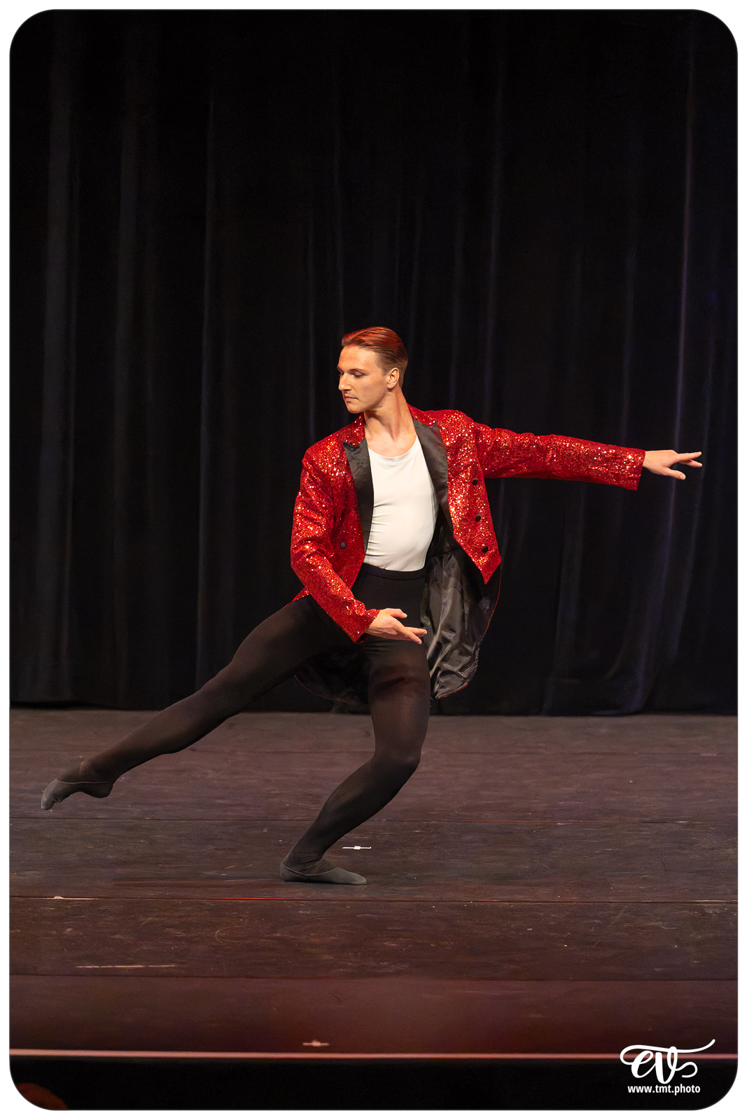 ECOLE DE DANSE CÉCILE ADAMOW